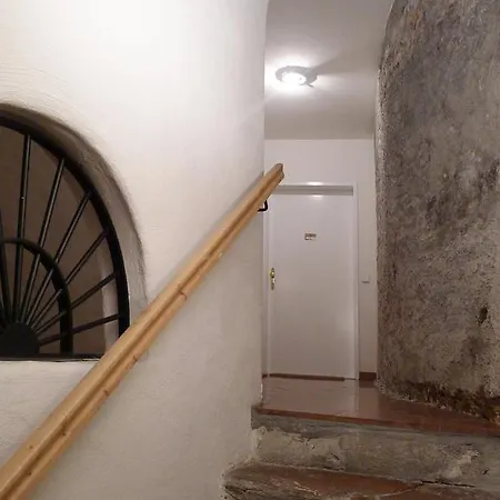 Artist's Altstadt-apartment * Salzburg